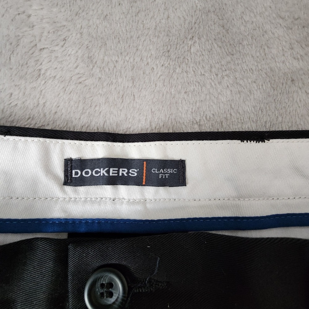 Dockers Classic Fit‎ Men's Trousers Black 32×34 - Picture 8 of 15